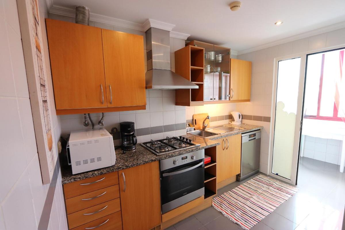 Funchal Apartment, with pool - Housity