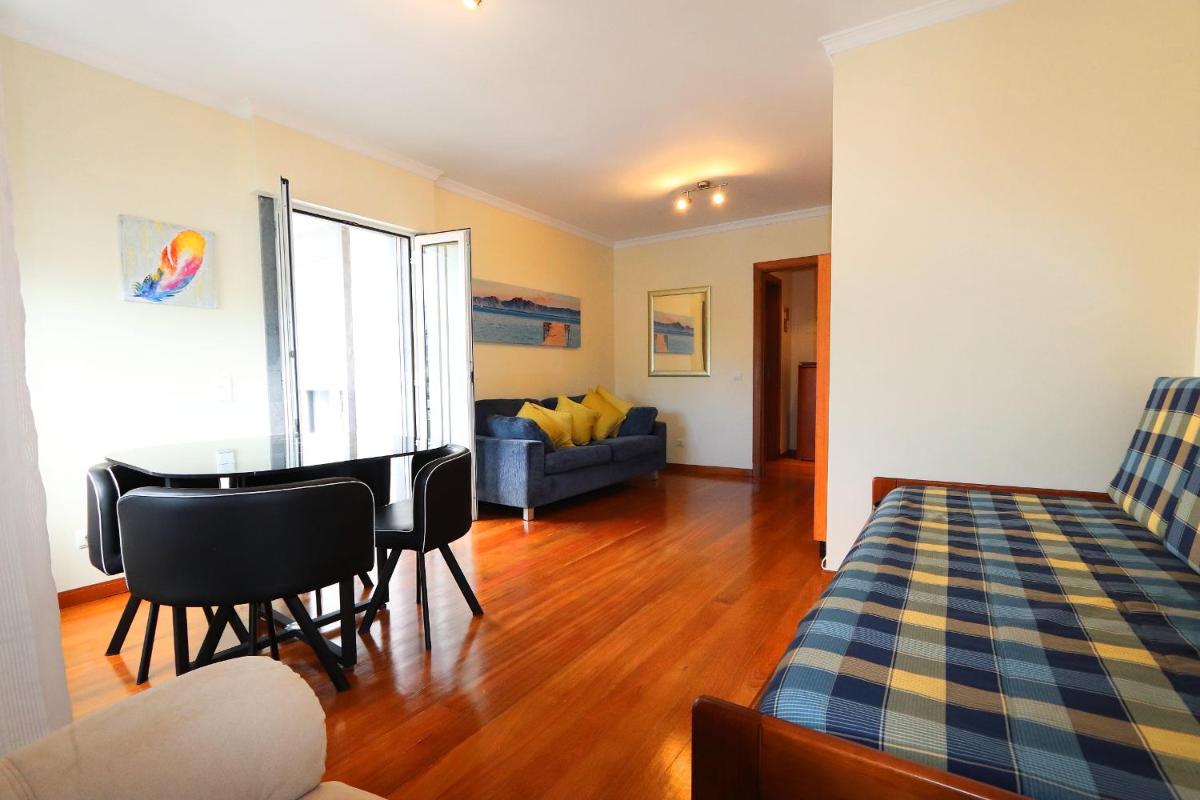 Funchal Apartment, with pool - Housity