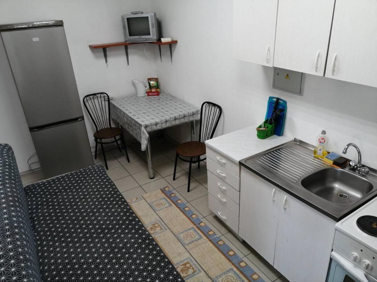 2kh kom apartamenty na poliakova 26 tol iatti - Housity