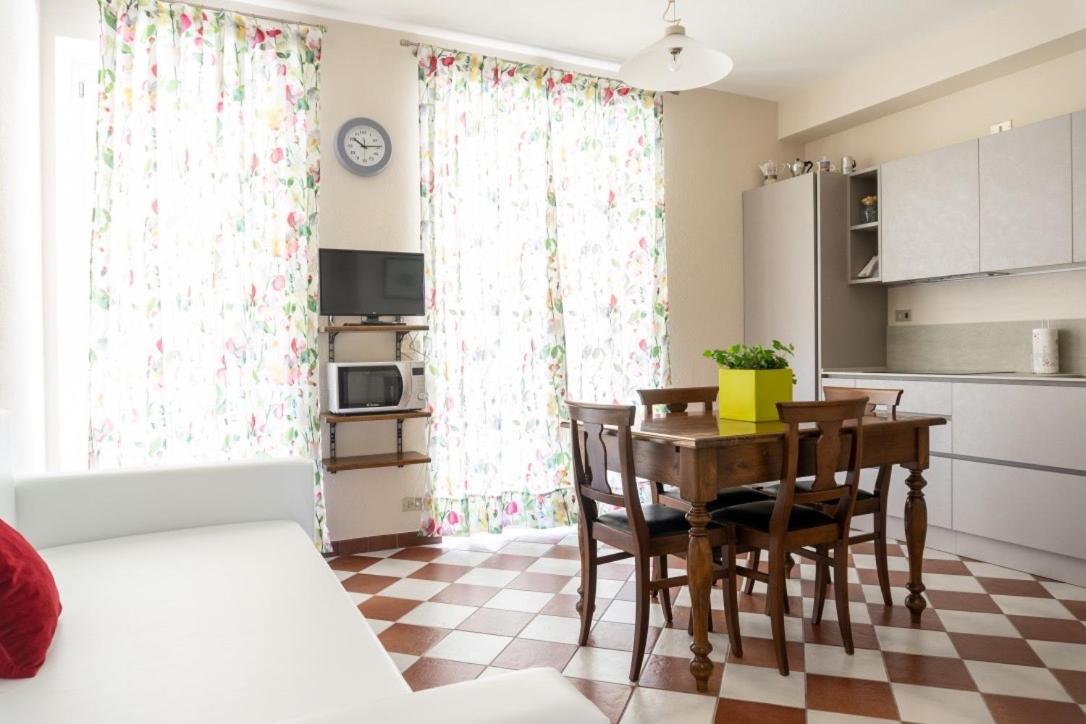 Appartamenti Rocca - CAV La Casa di Rosa - Housity