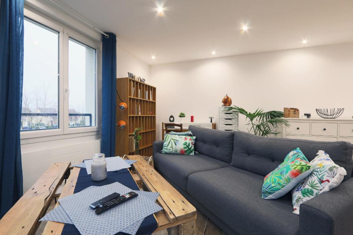Modern and bright apartment near Tours - Housity