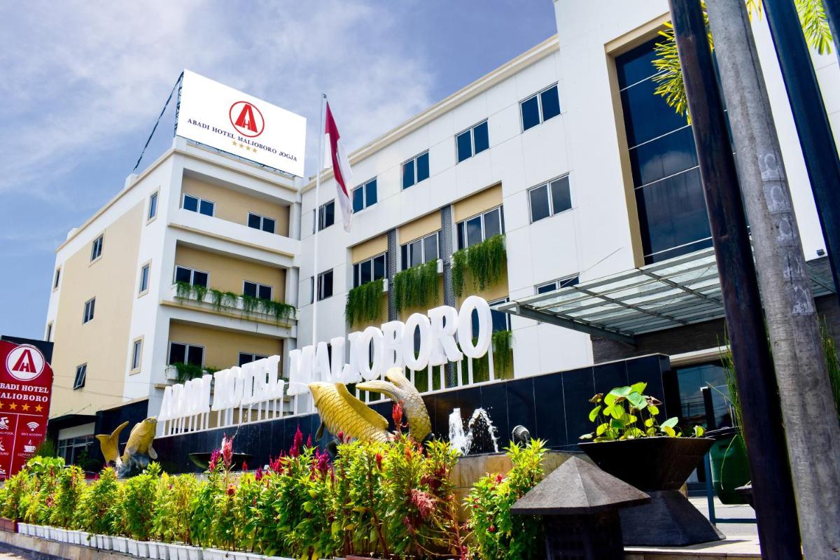 Abadi Hotel Malioboro Yogyakarta by Tritama Hospitality - Housity