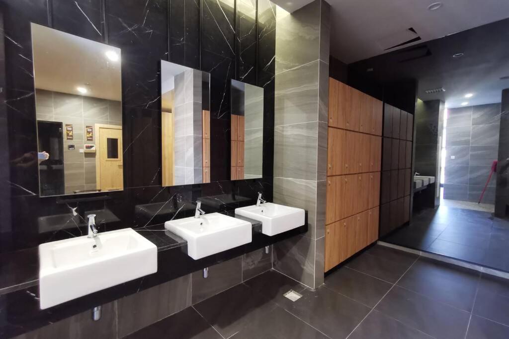 Imperio Residence Studio Apartment - Housity