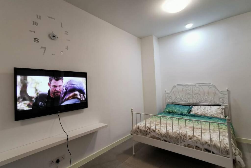 Imperio Residence Studio Apartment - Housity