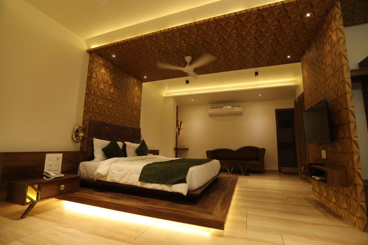 HOTEL neptune inn - Housity