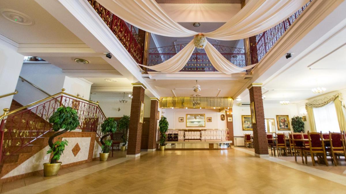 ELGROM Falenty Park - Housity