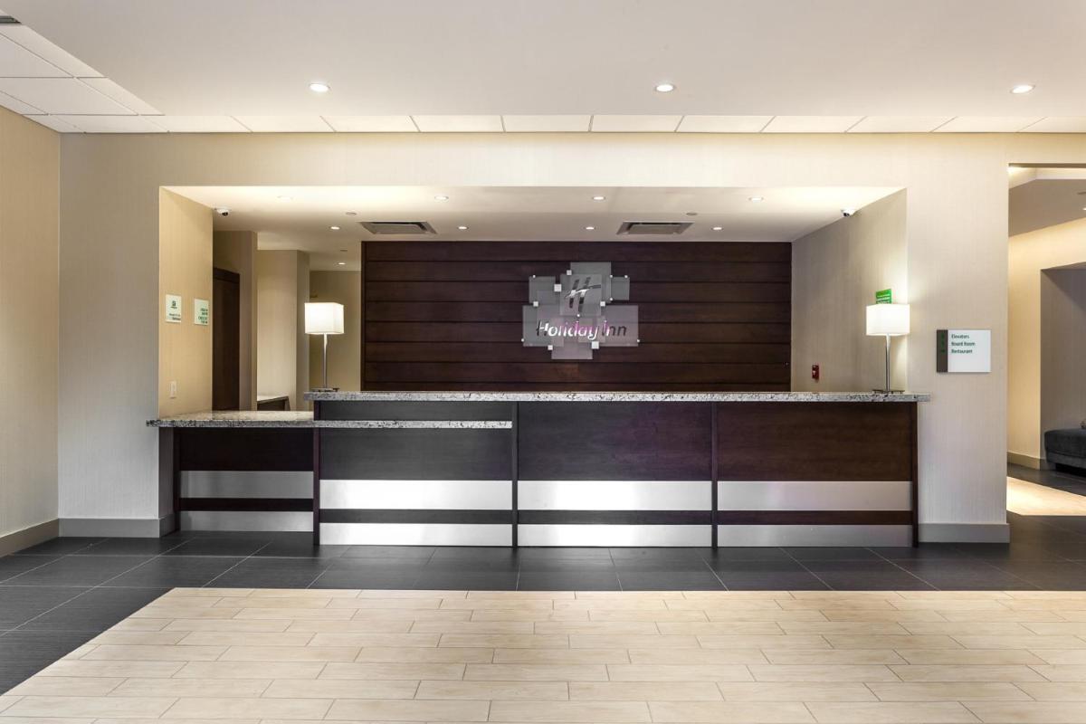Holiday Inn Chicago North-Evanston, an IHG Hotel - Housity