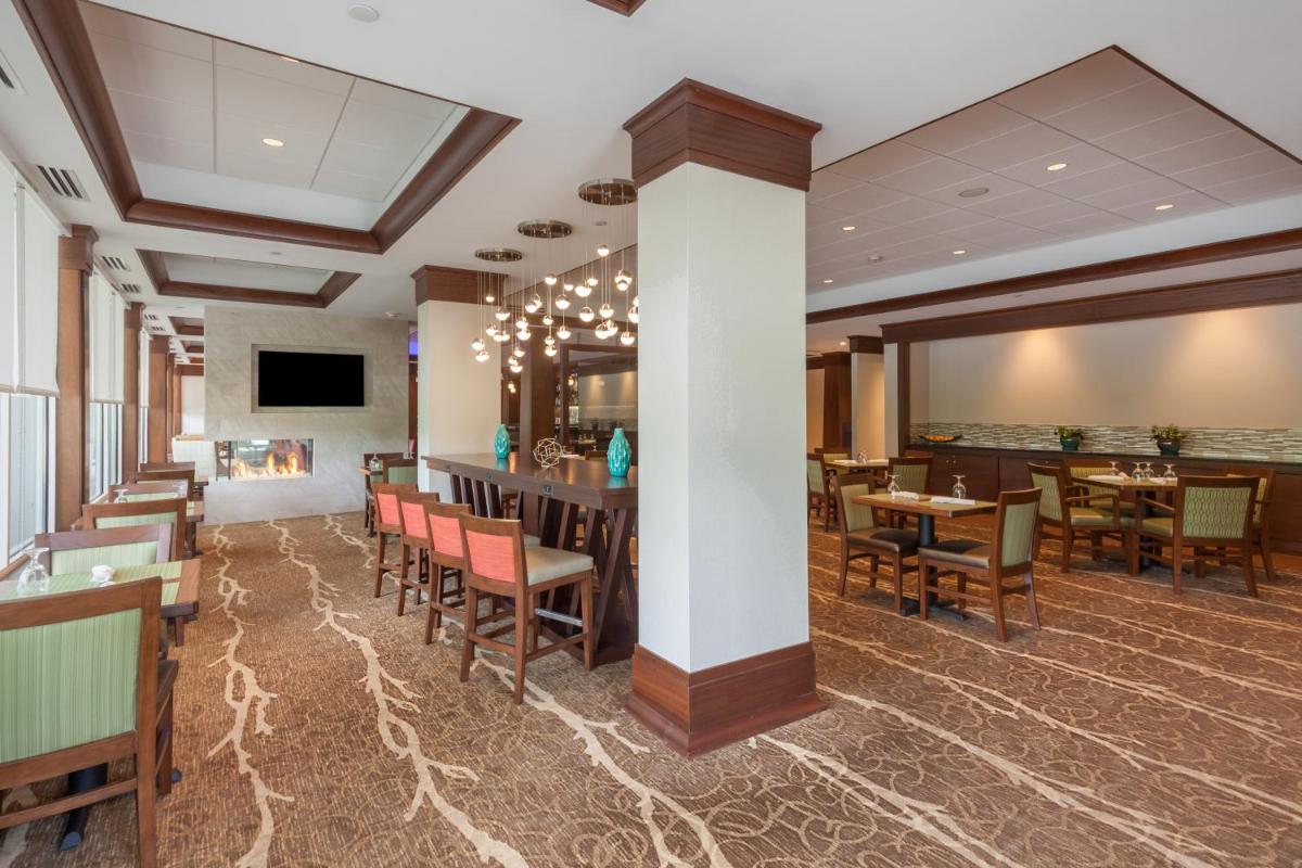 Holiday Inn Charlottesville-Monticello, an IHG Hotel - Housity