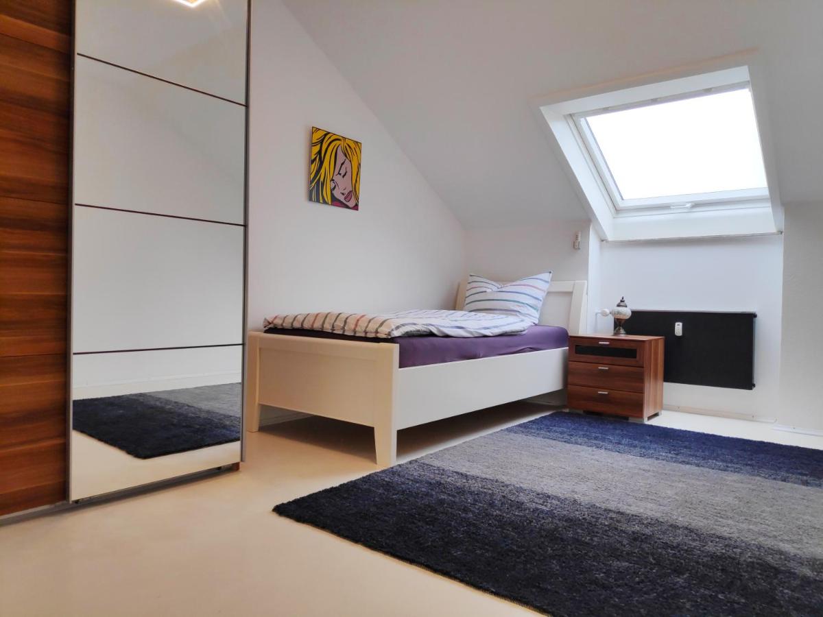 Schicke Ferienwohnung / Monteurwohnung - Housity