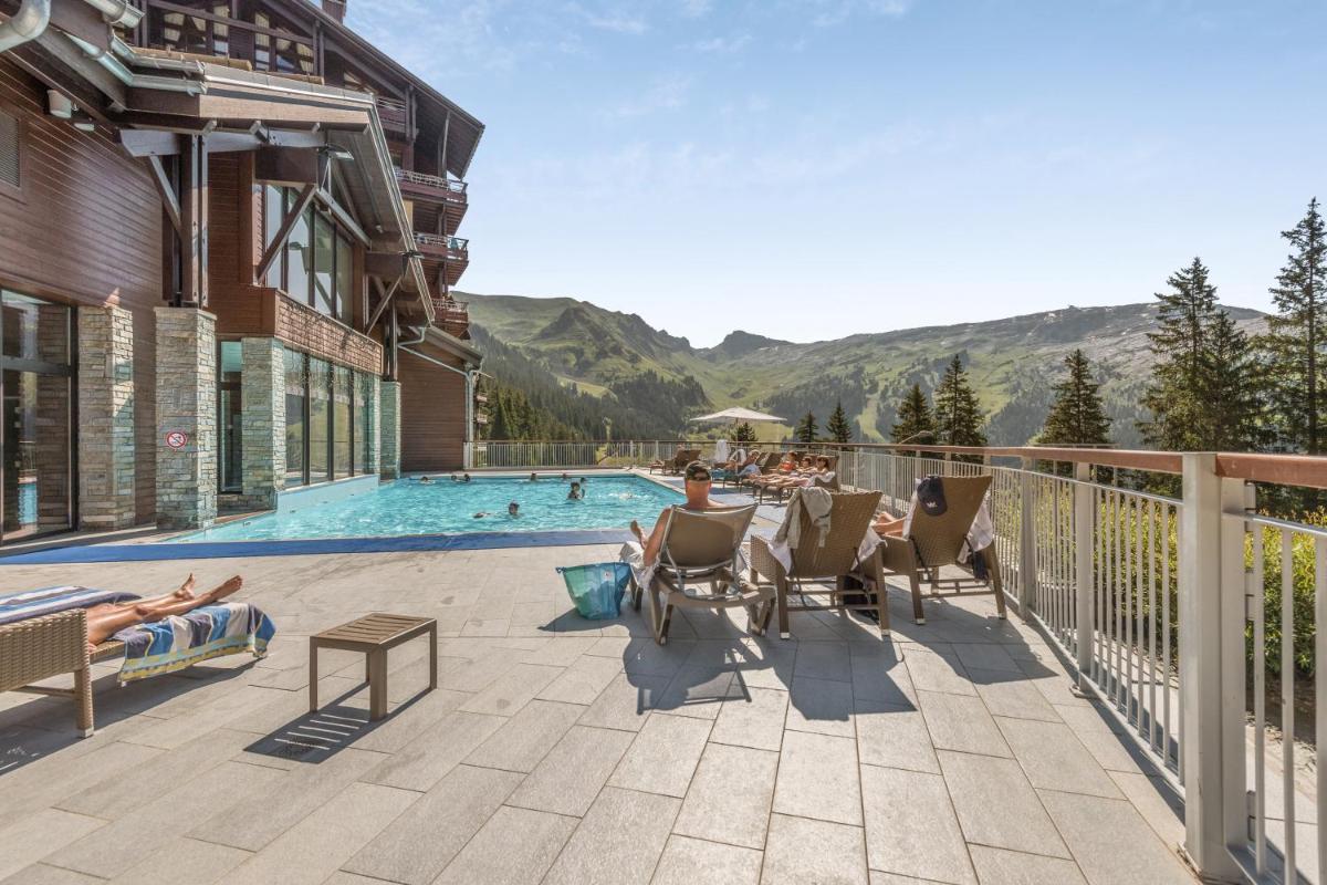 Vue générale sur la montagne ou vue sur la montagne depuis l'appart'hôtel