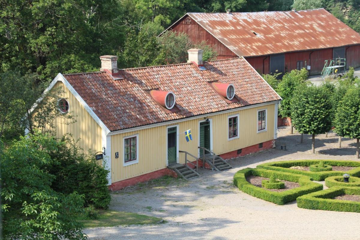 Hoby Kulle Herrgård B&B - Housity