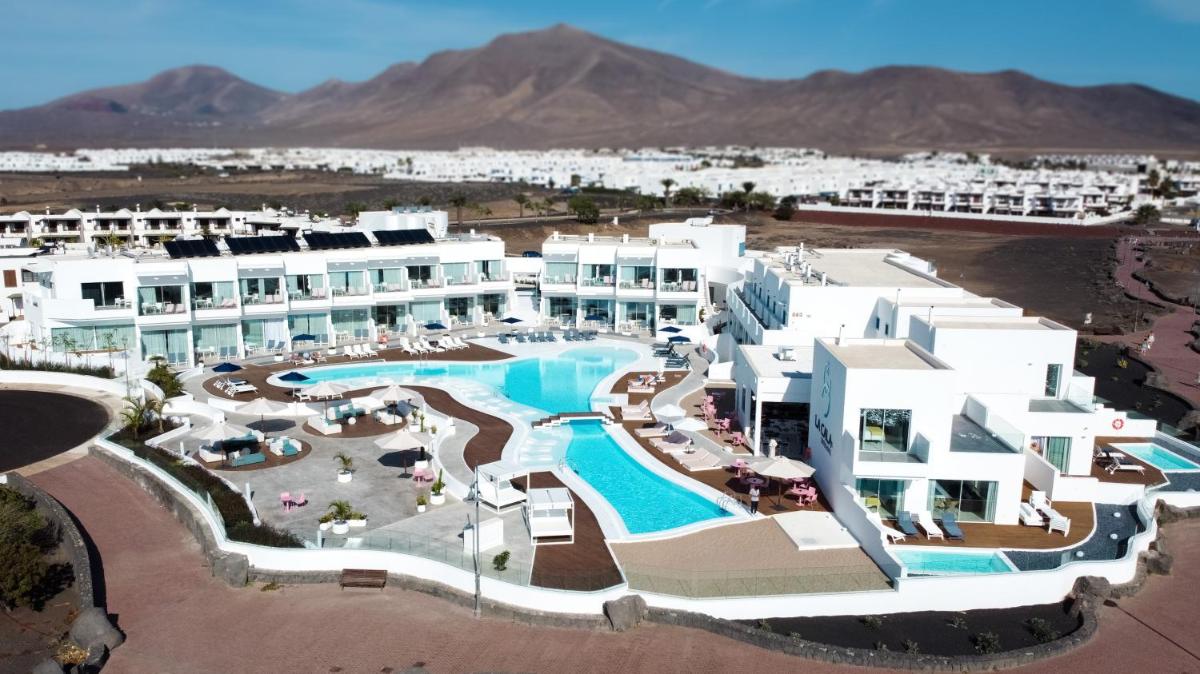 Piscina en o cerca de CalaLanzarote Suites Hotel - Adults Only 16years