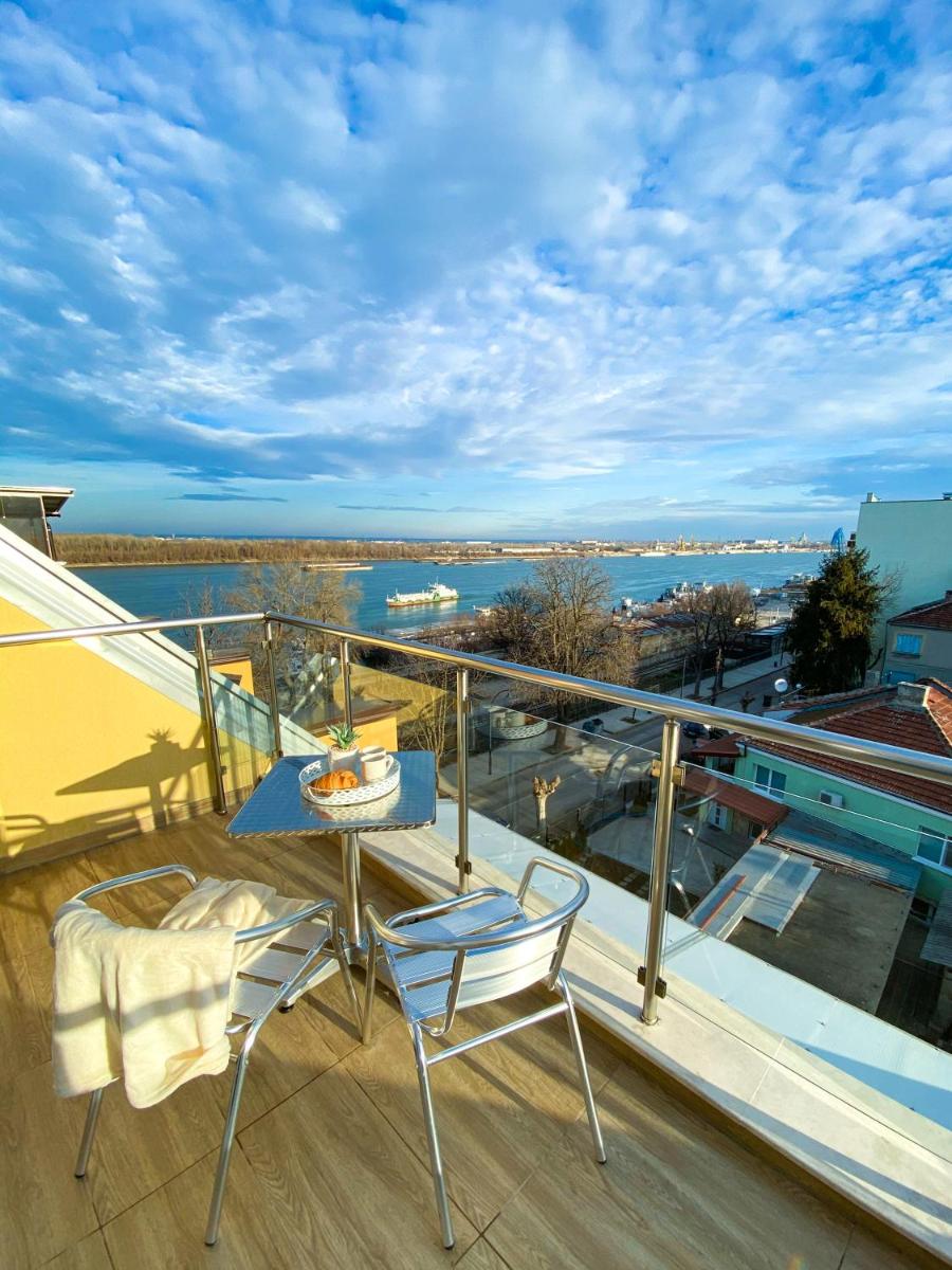Danube River Apartment New - Housity