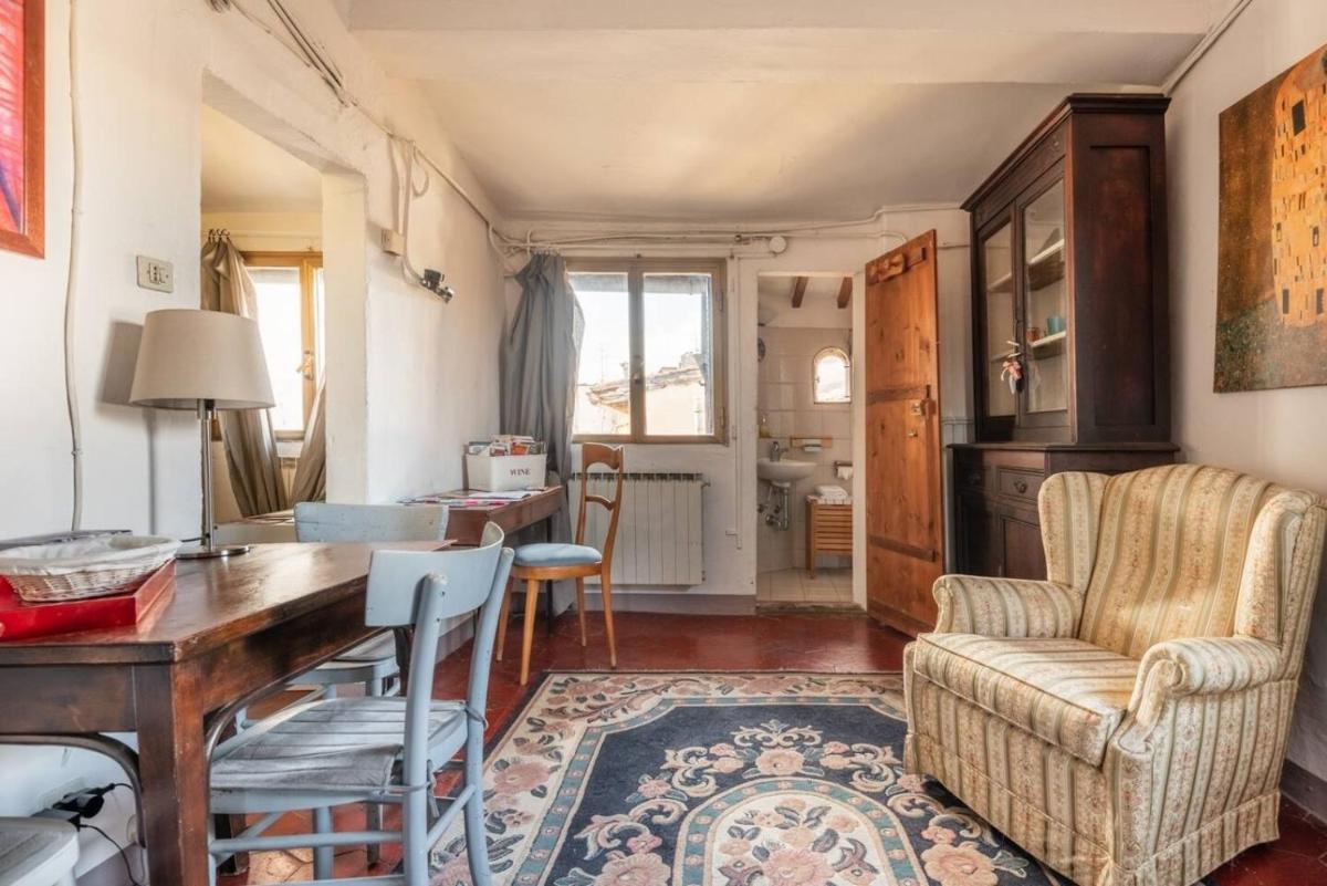 Romantico attichino con terrazzo vista Duomo !! - Housity