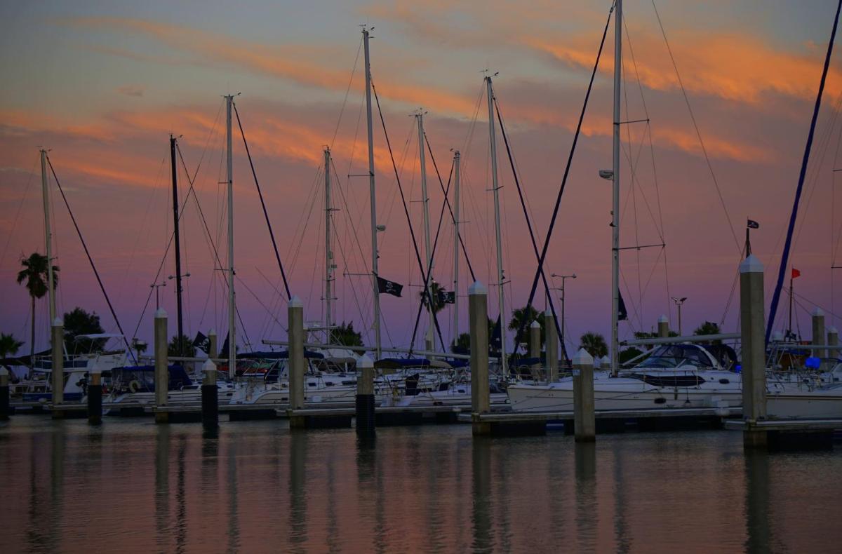 Holiday Inn Corpus Christi Downtown Marina, an IHG Hotel - Housity