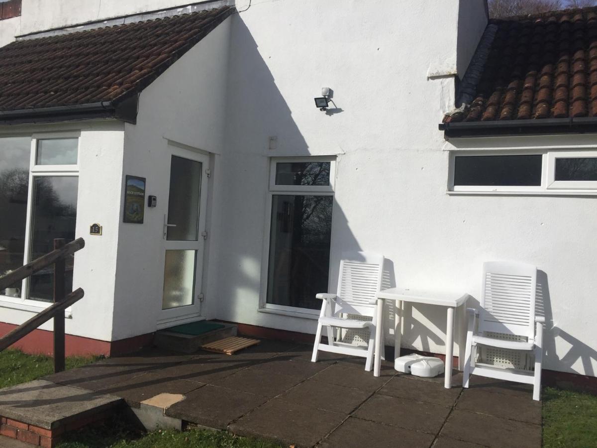 Rock Cottage - Housity