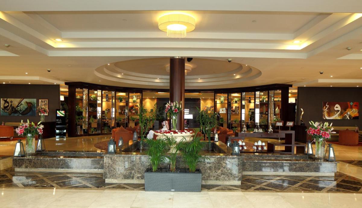 Holiday Inn Al Khobar - Corniche, an IHG Hotel - Housity