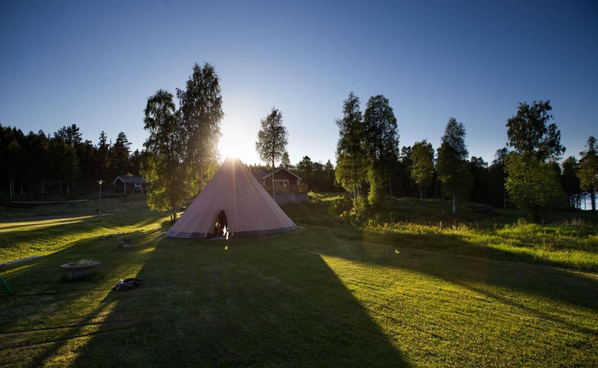 Ulvö Lakeside Resort - Housity