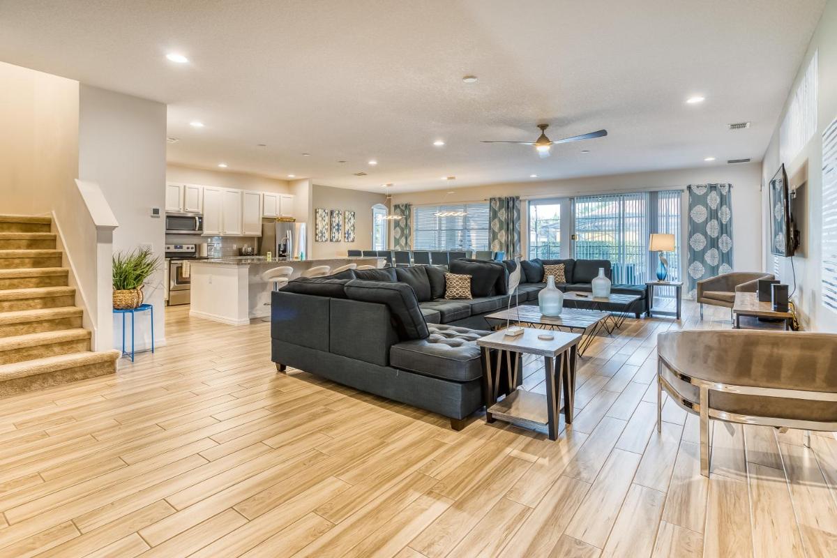 Coastal Breeze - Housity