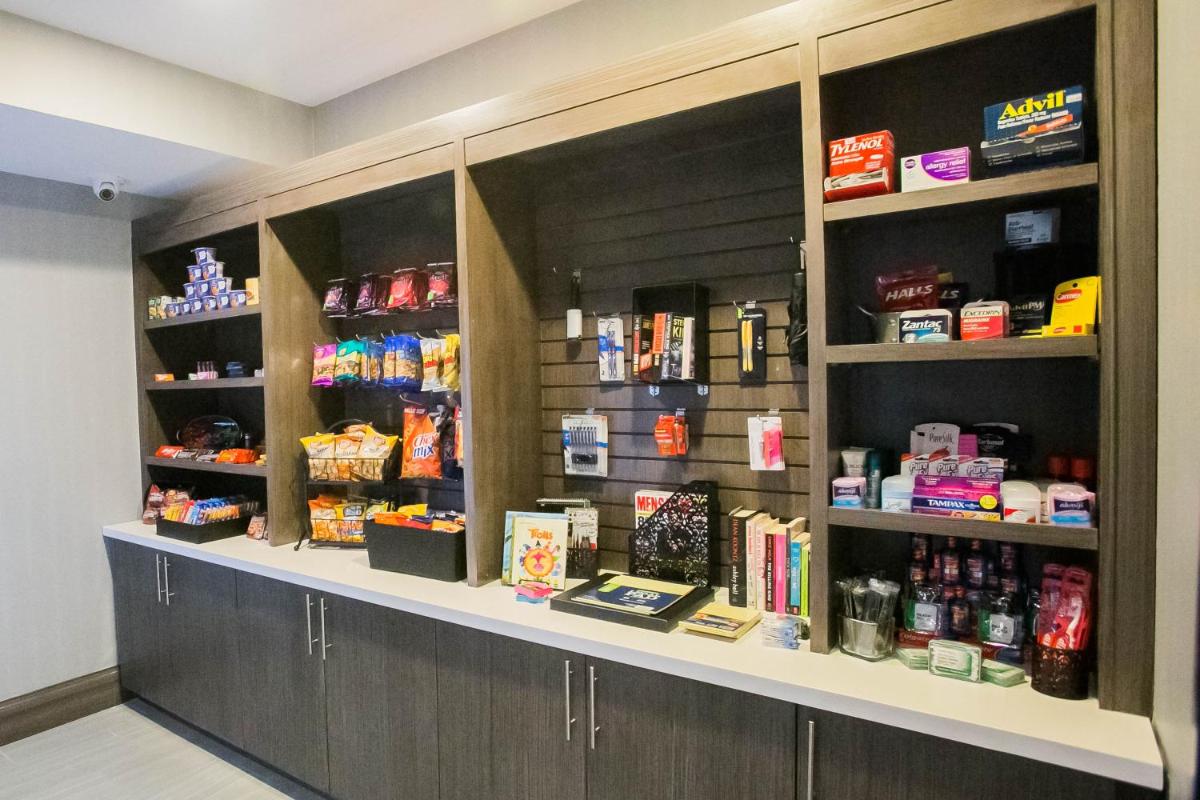Holiday Inn Longview - North by IHG - Housity