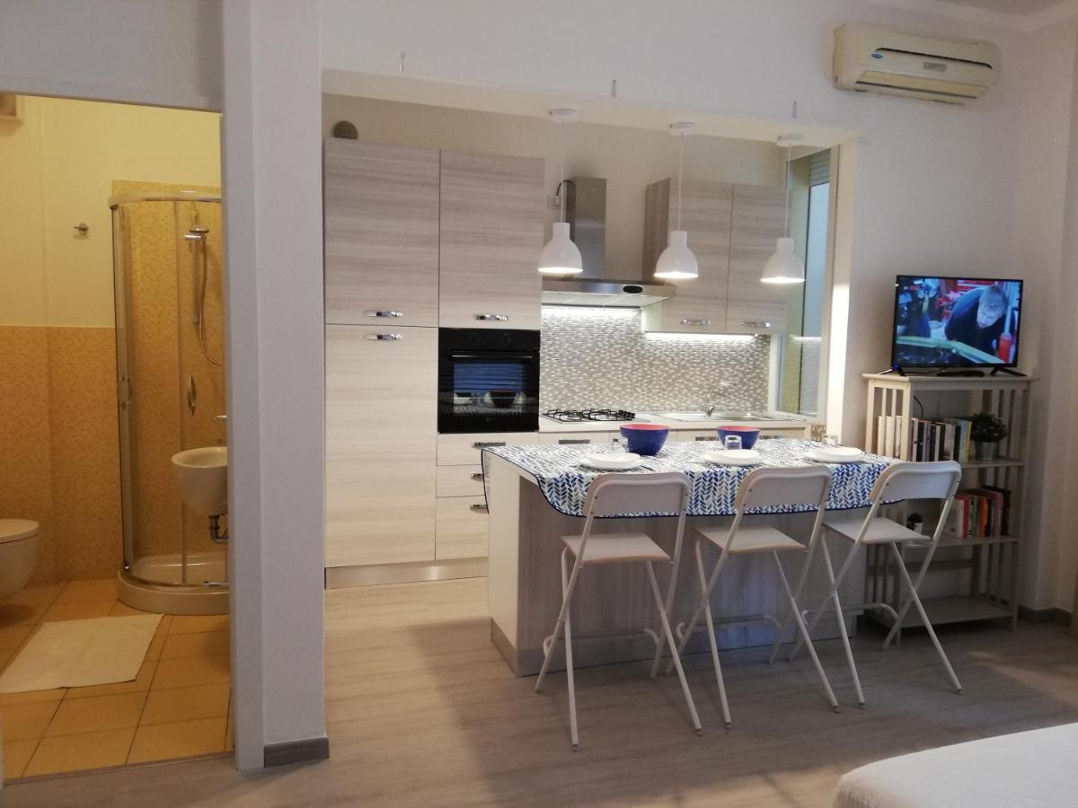 Appartamento Scilla Monolocale - sulla spiaggia di Rimini - Hizvo