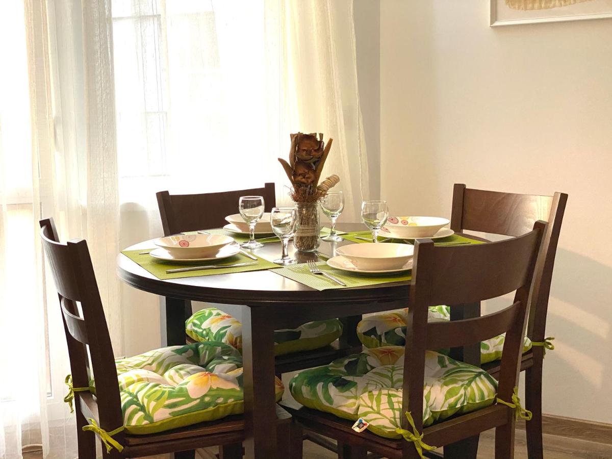 Kanliev Apartments - Housity