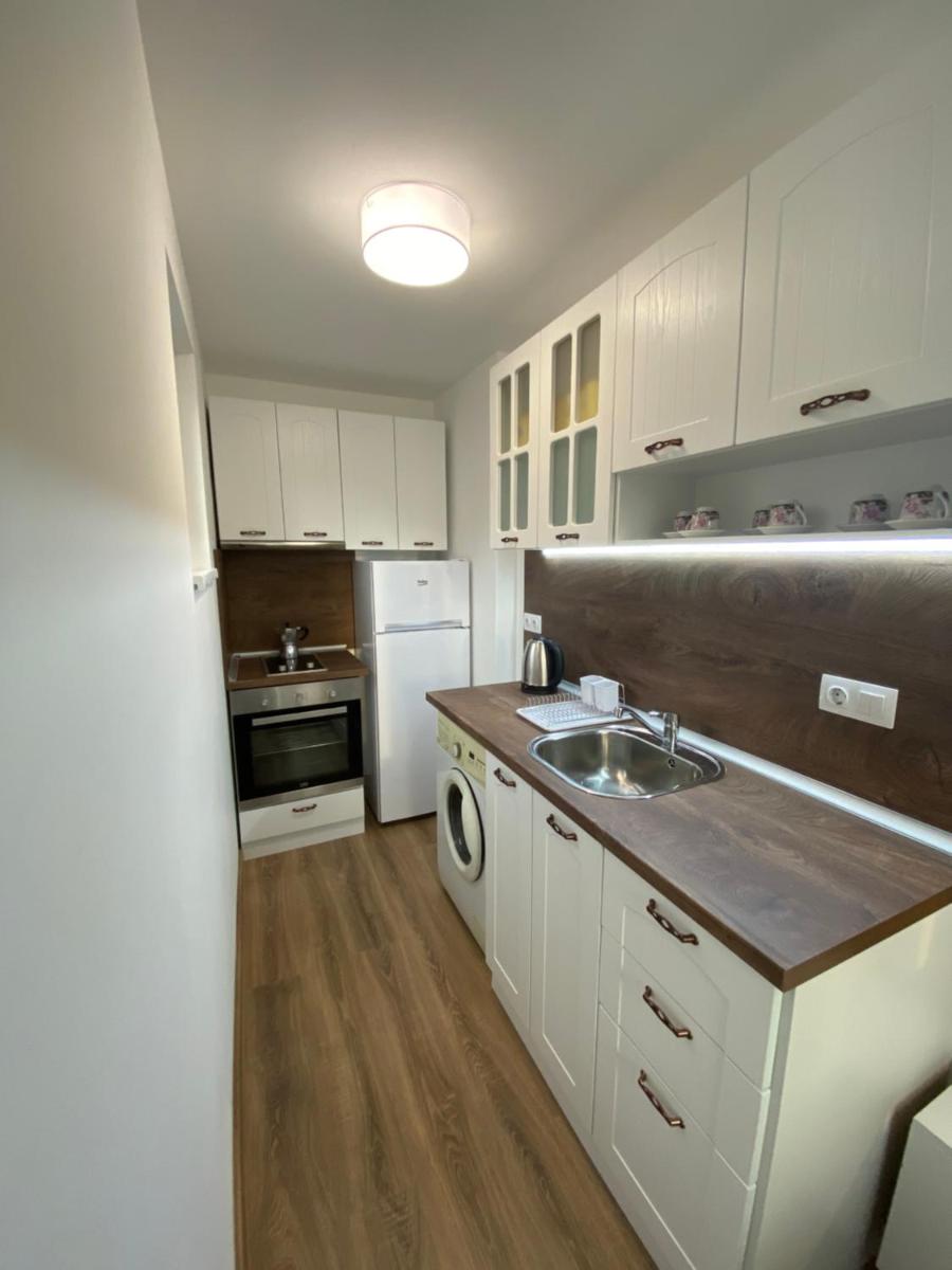 Kanliev Apartments - Housity