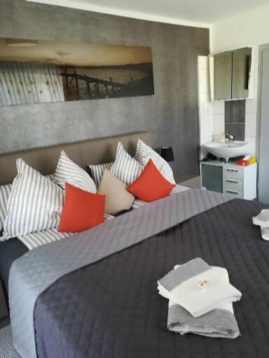 WestEnd B. 95 - Housity