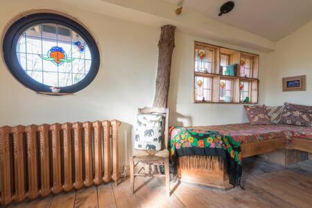 Magical luxury Treehouse for Two - Housity