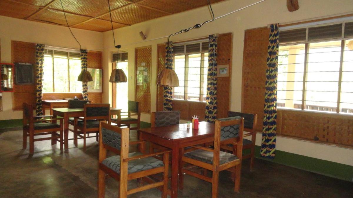 Ruboni Community Camp - Housity