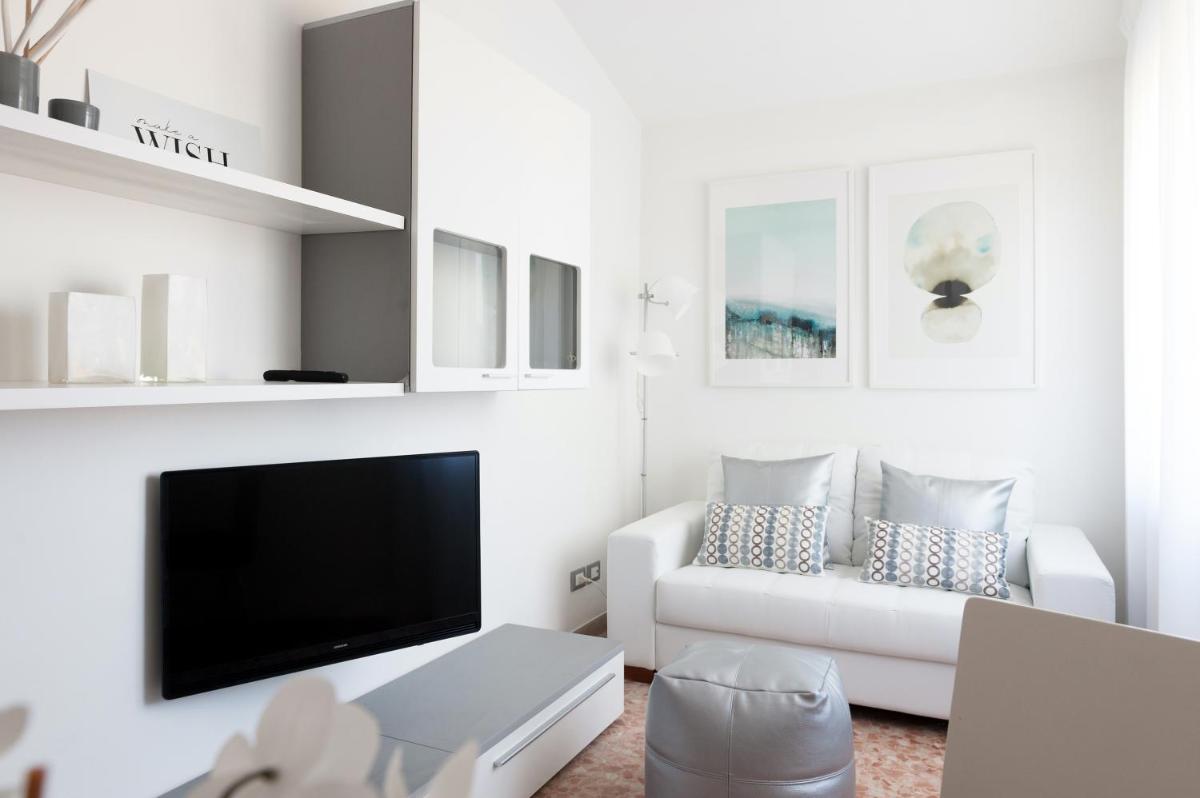 Fly by Suites Pescara - Housity