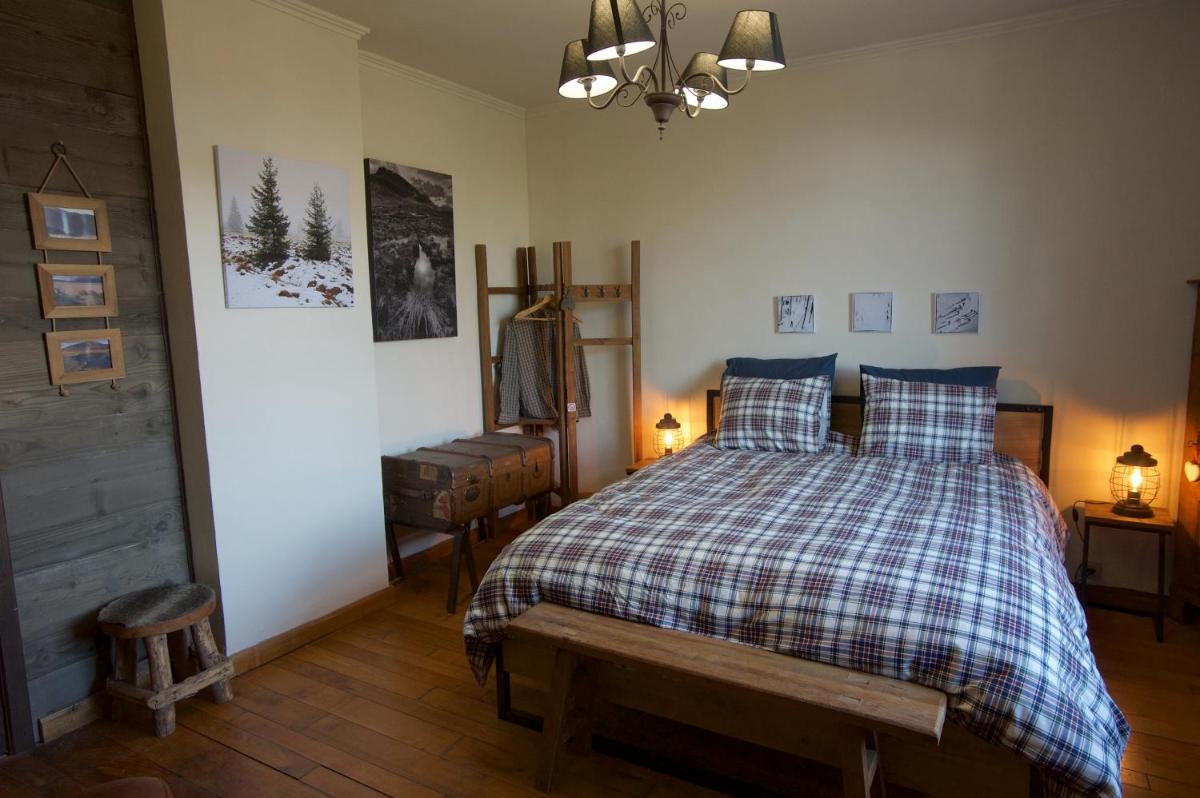 L'Ancienne Poste - chambres d'hôtes et table de dégustation - Housity