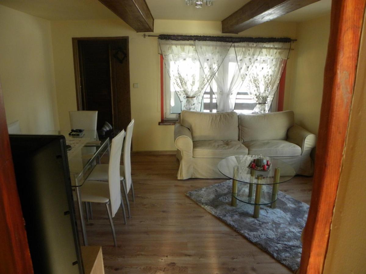 Apartament z ogrodem - Housity