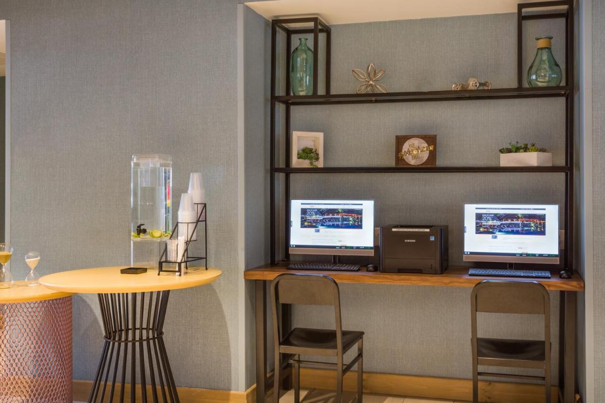 Holiday Inn - Boone - University Area, an IHG Hotel - Housity