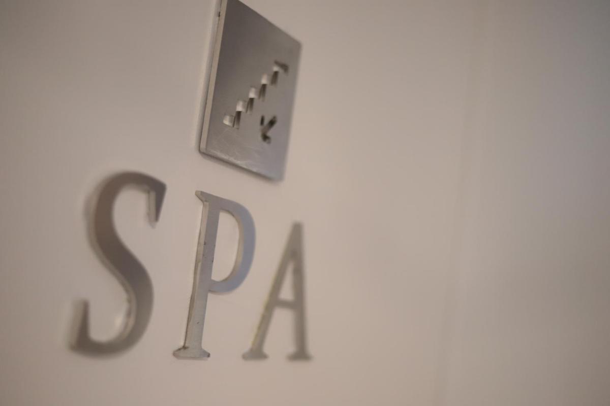 Certificat, récompense, panneau ou autre document affiché dans l'établissement Hôtel Brésil Opéra SPA