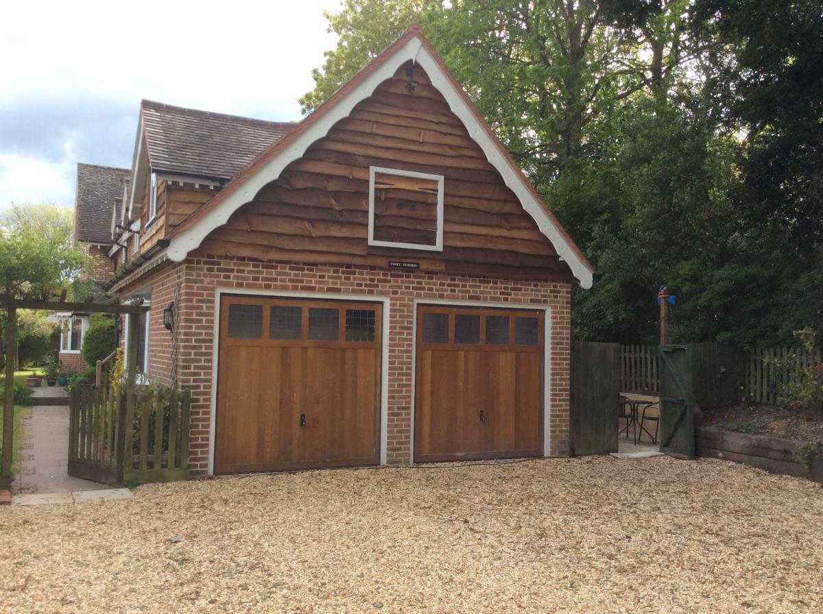 Viney Studio One (Nelson) at Viney Lodge - Housity