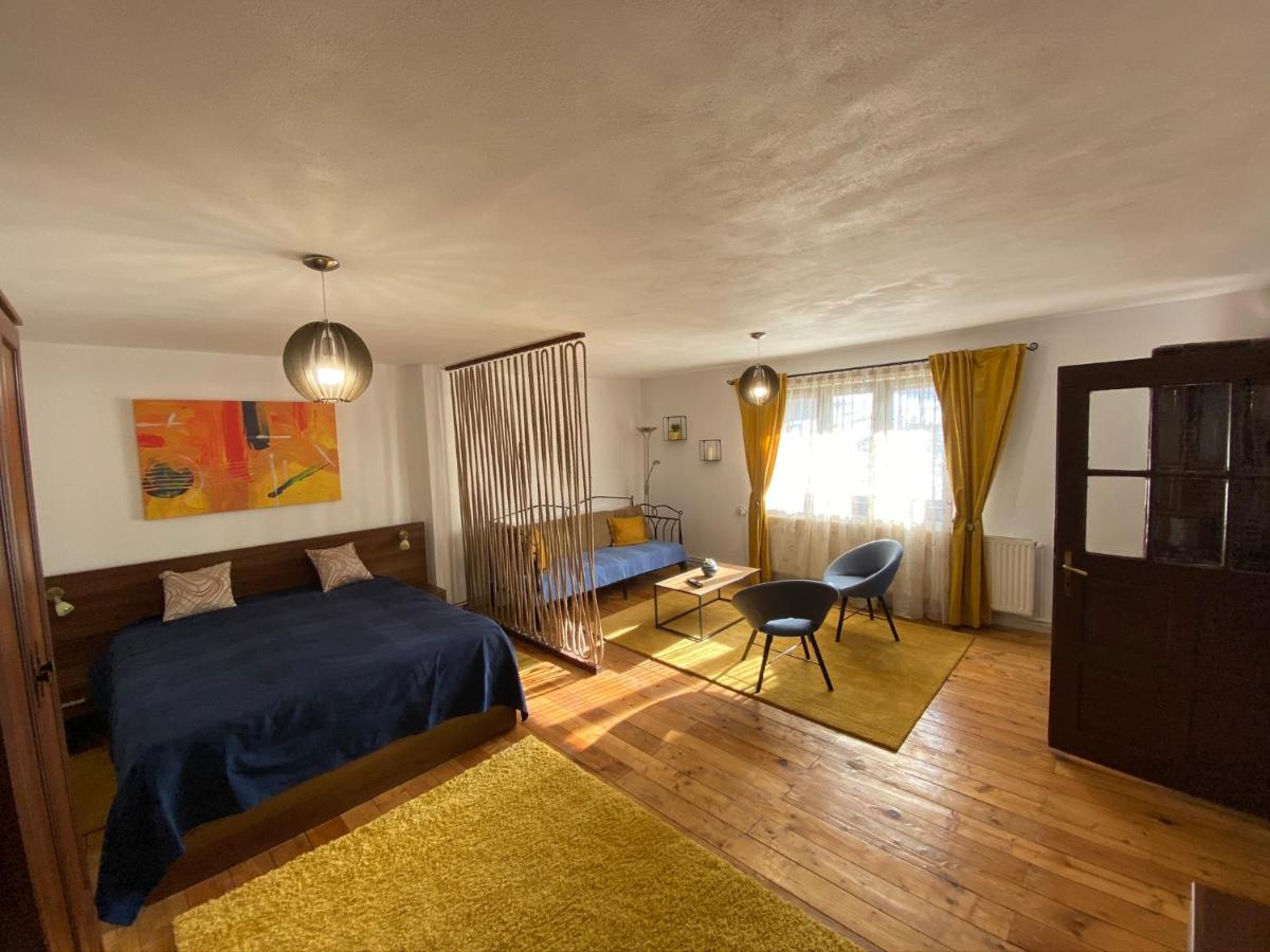 Family Friendly 4Village House - Housity