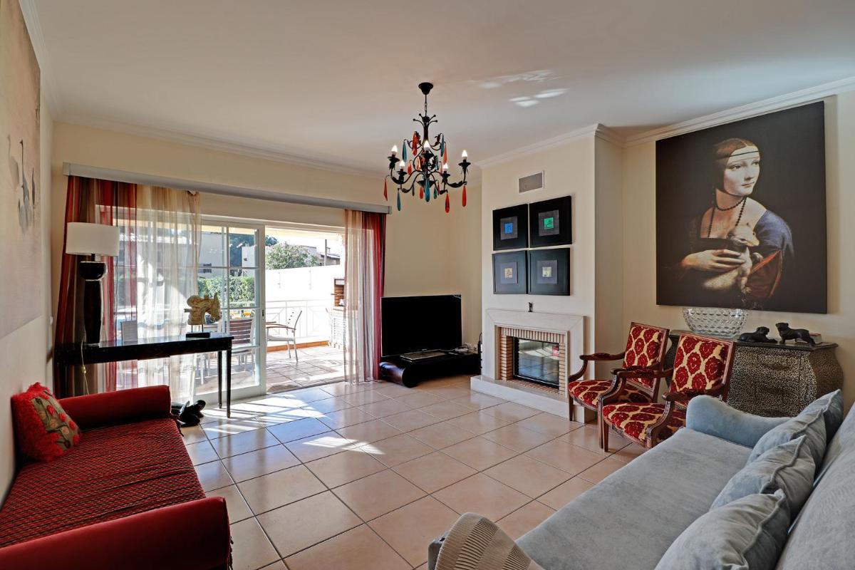 VILAMOURA TENNIS VILLA - Housity