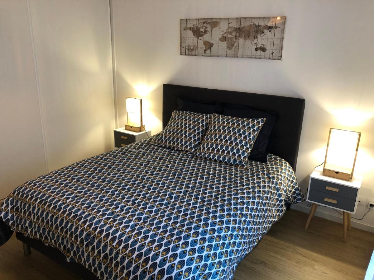 happiness Disney - Housity