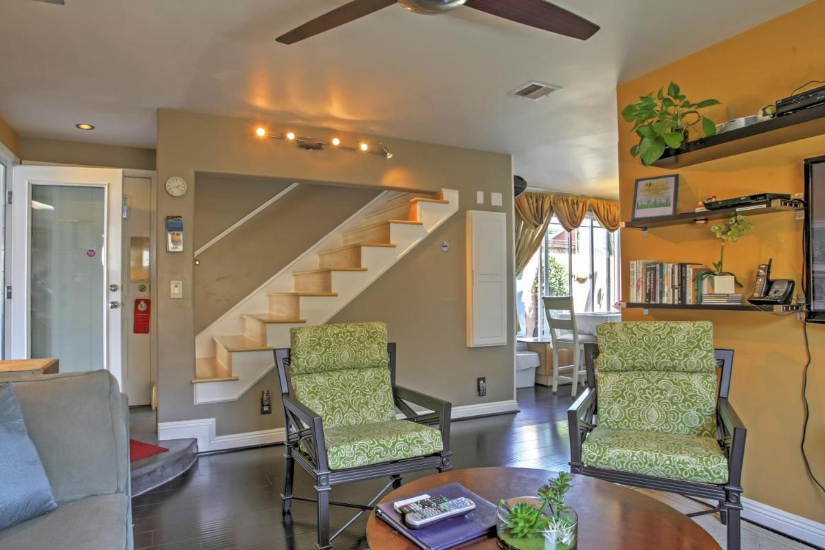 Unique Long Beach House with Garden, Grill and Balcony! - Housity