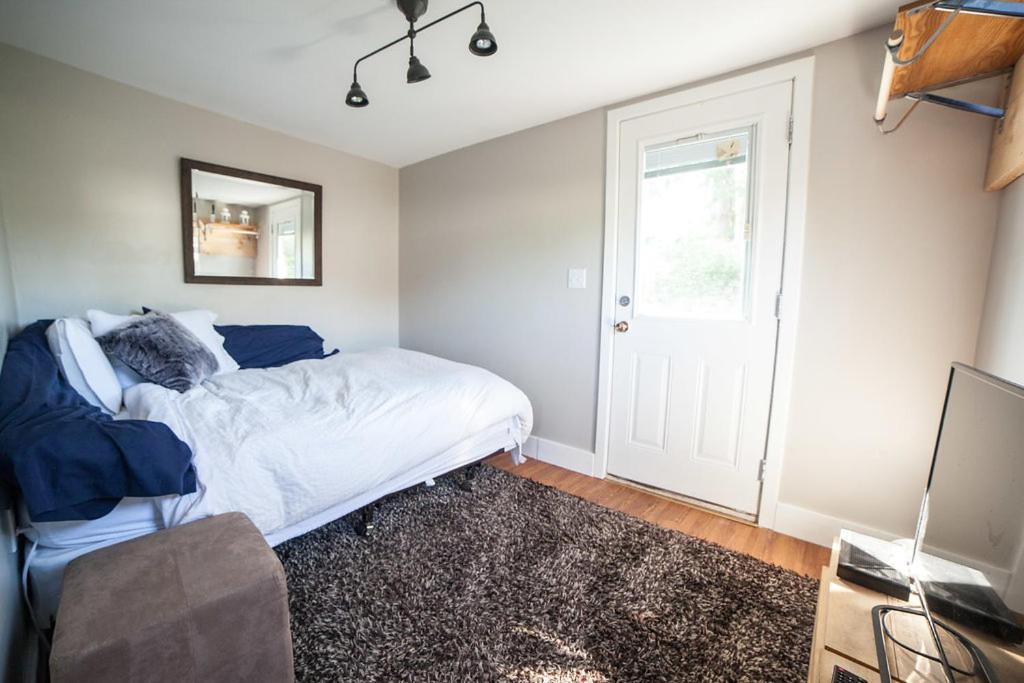 Huckleberry Cottage - Housity