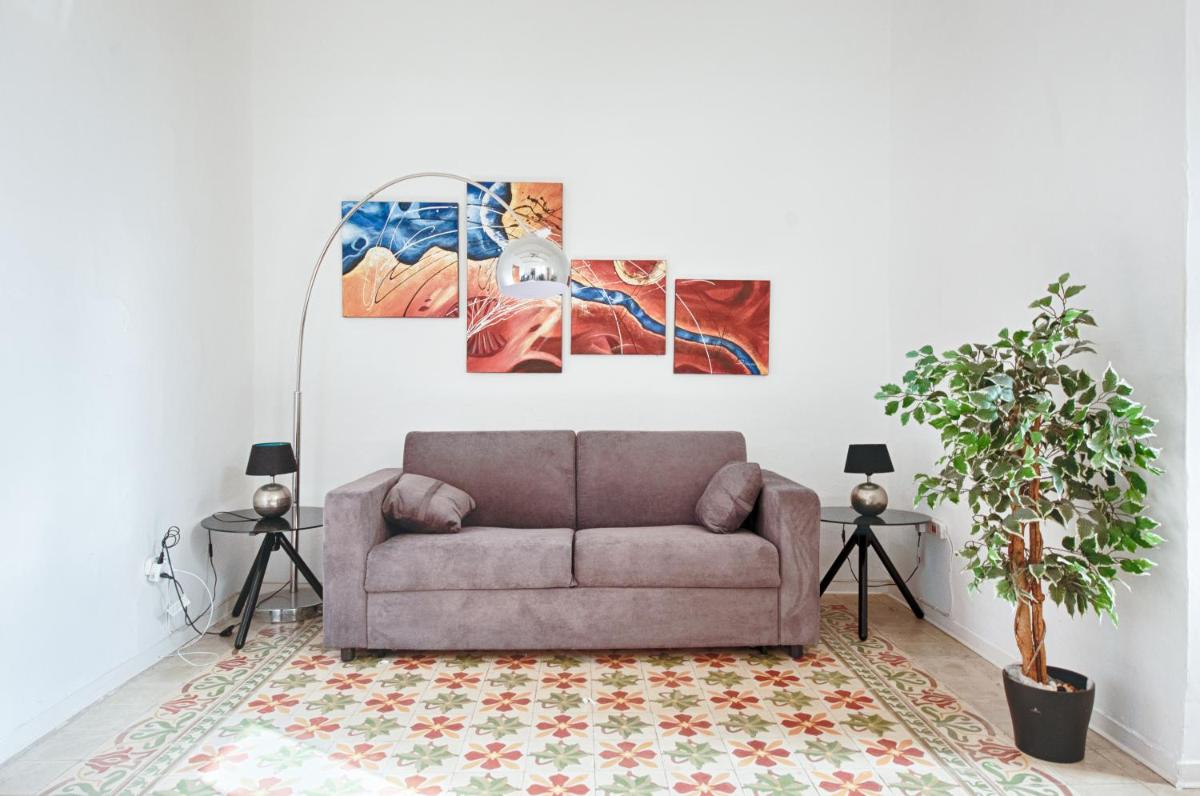 Valletta 2 bedroom sleeps 6 apartment walking distance to centre and the sea - Housity