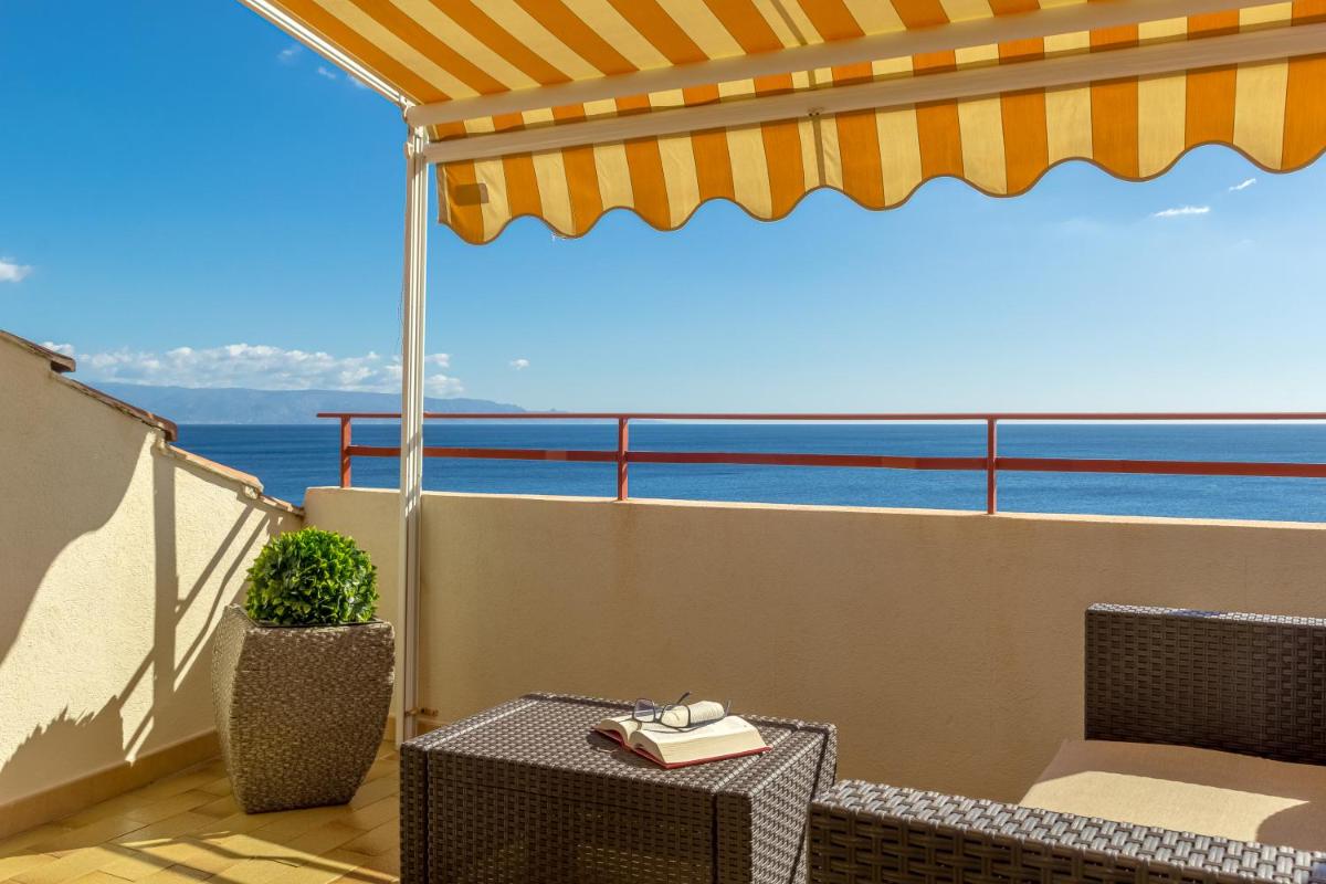 La Plage - Home and Sea - Housity