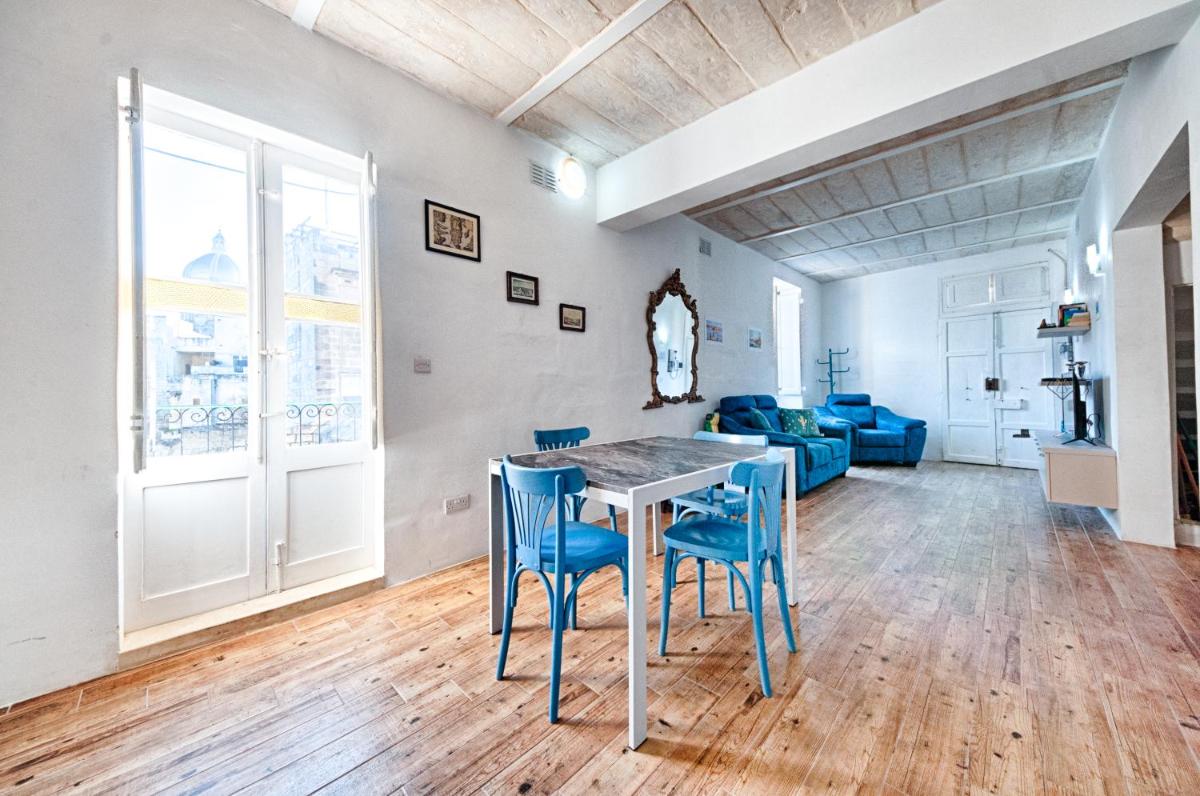 Kalkara Cosy 2 Bedroom Maisonette - Housity