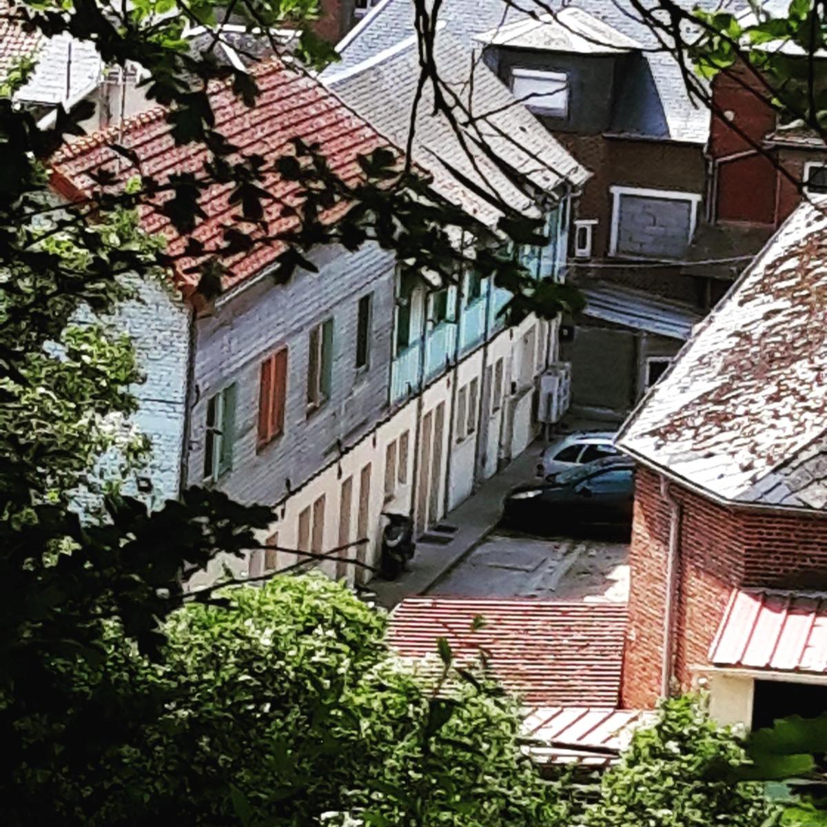 L Escapade - Housity