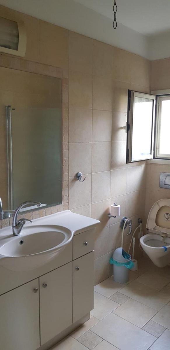 Viewing the magical kinneret Vila - Housity