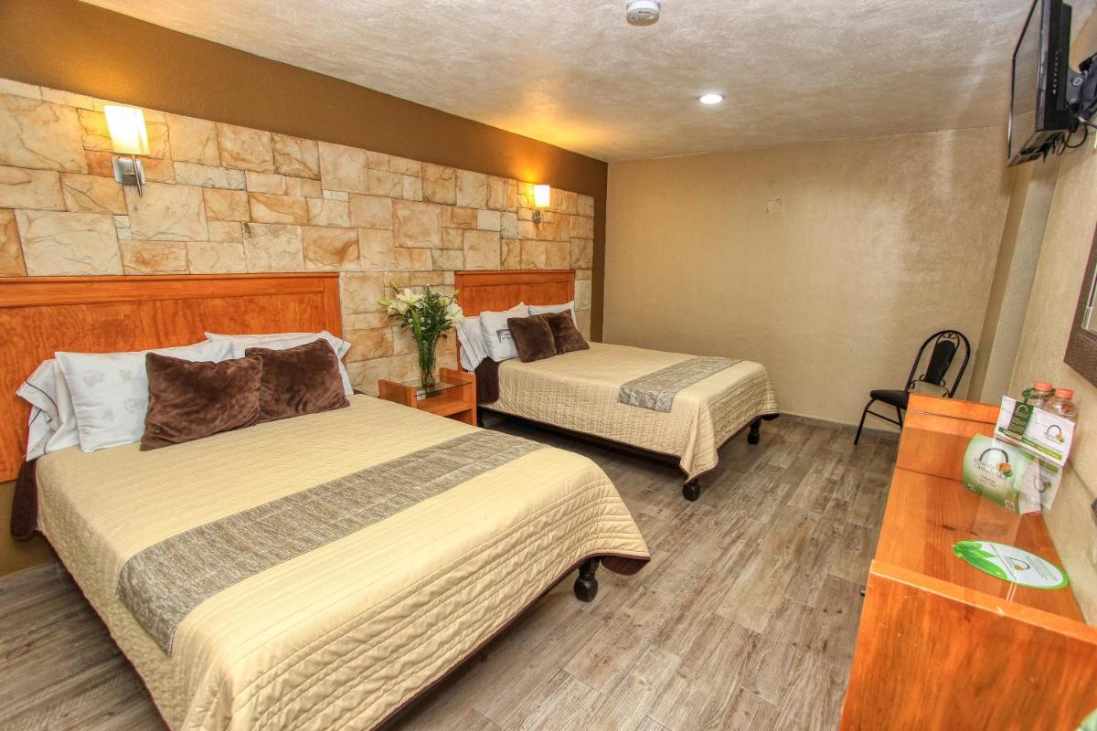 Hotel Mansion del Cantador - Housity