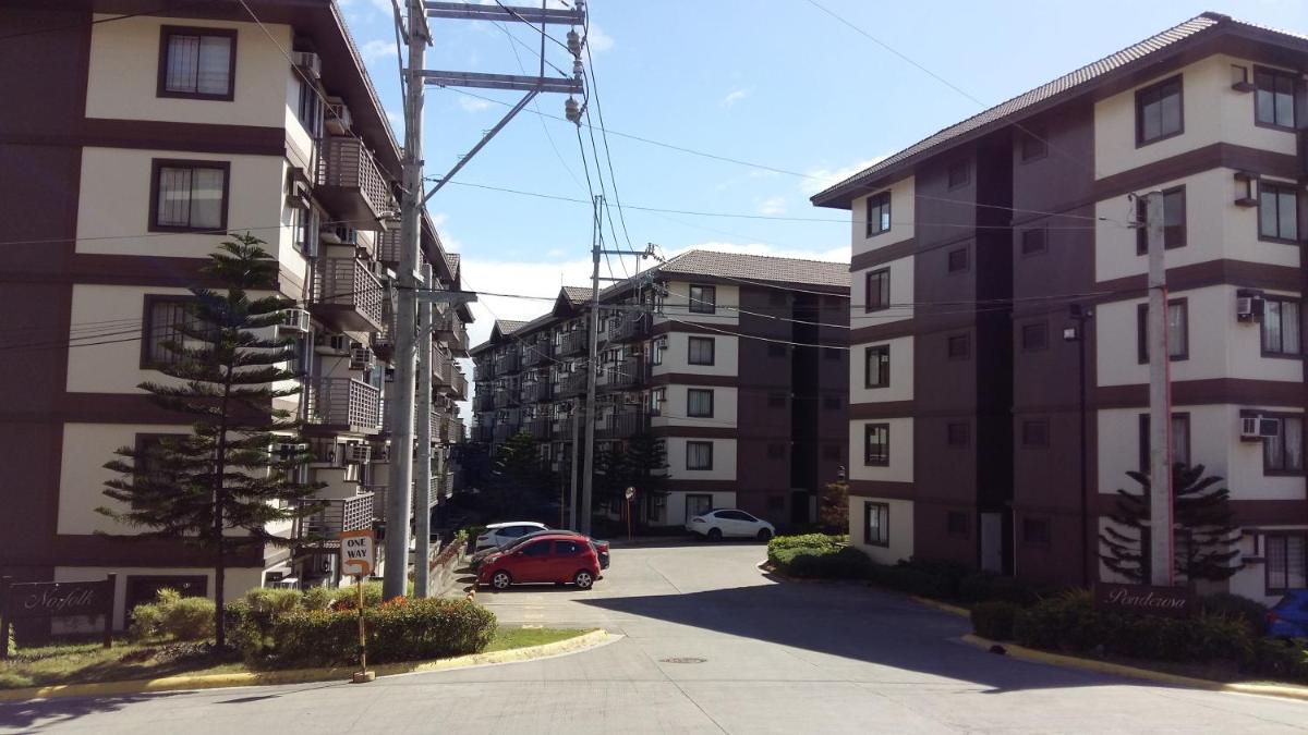 StayPlus Metro Manila Solano Hills Tropical Home Suite - Housity