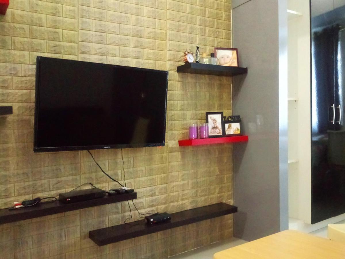 StayHere SM Light Tropical Staycation Boni MRT - Housity