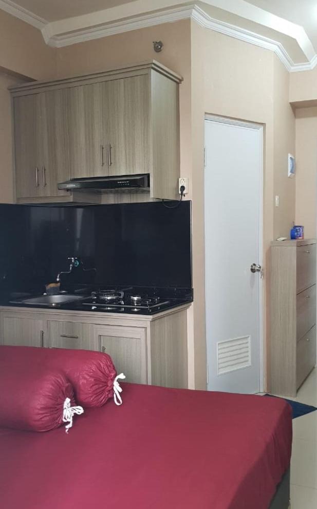 Green Pramuka City Studio Full Furnished by Vika 1 - Housity